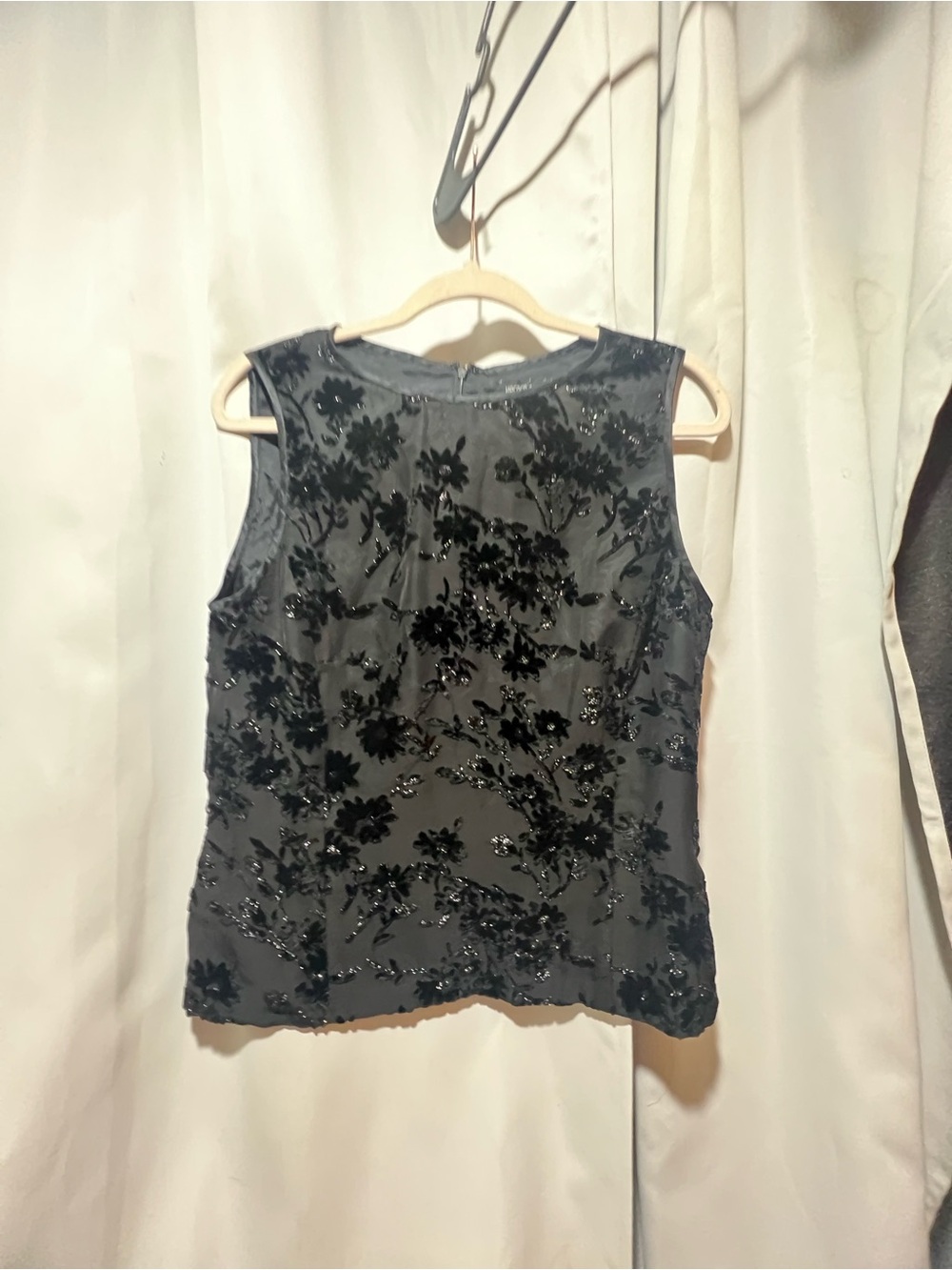 Vintage Kasper ASL Black Velvet Floral Silk Blend Top Size 12 - Picture 2 of 6